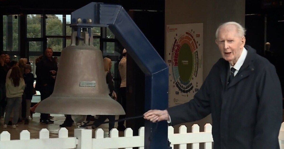Bill McMaster rings the bell