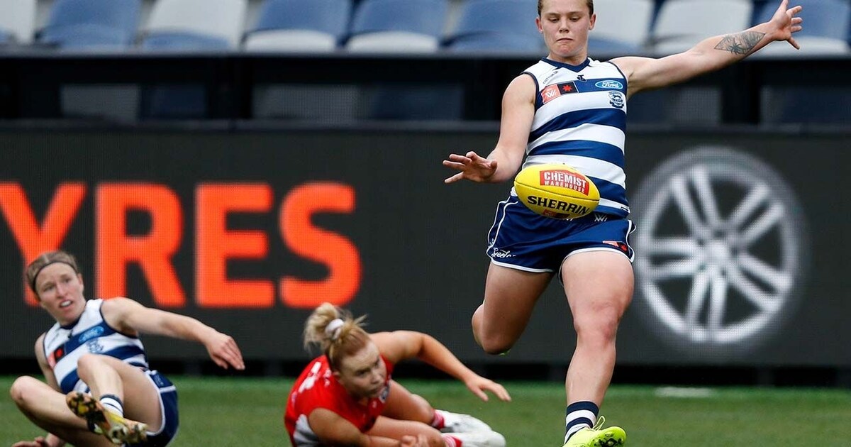 Chloe's Quartet Earns Forward Fans' Vote