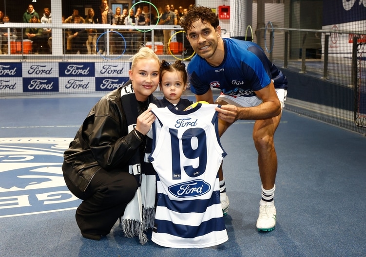 AFL 2025 Round 13 - Geelong v Gold Coast