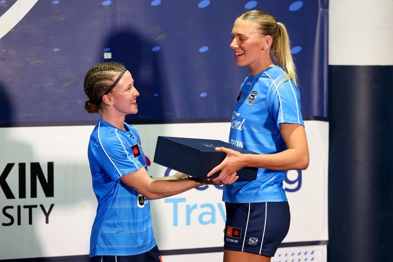 AFLW 2025 Round 08 - Geelong v Carlton