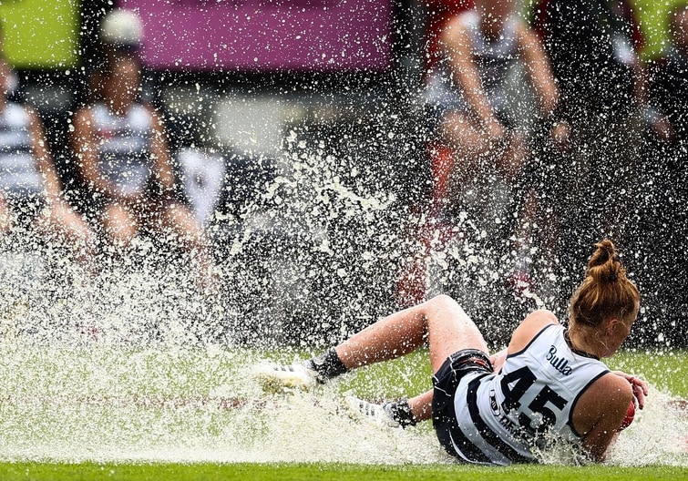 AFLW 2025 Round 11 - Western Bulldogs v Geelong