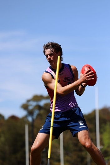 Pre-Season Training Gallery - December 12 | Lenny Hofmann