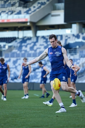 Training Gallery - Monday July 6 | Jeremy Cameron